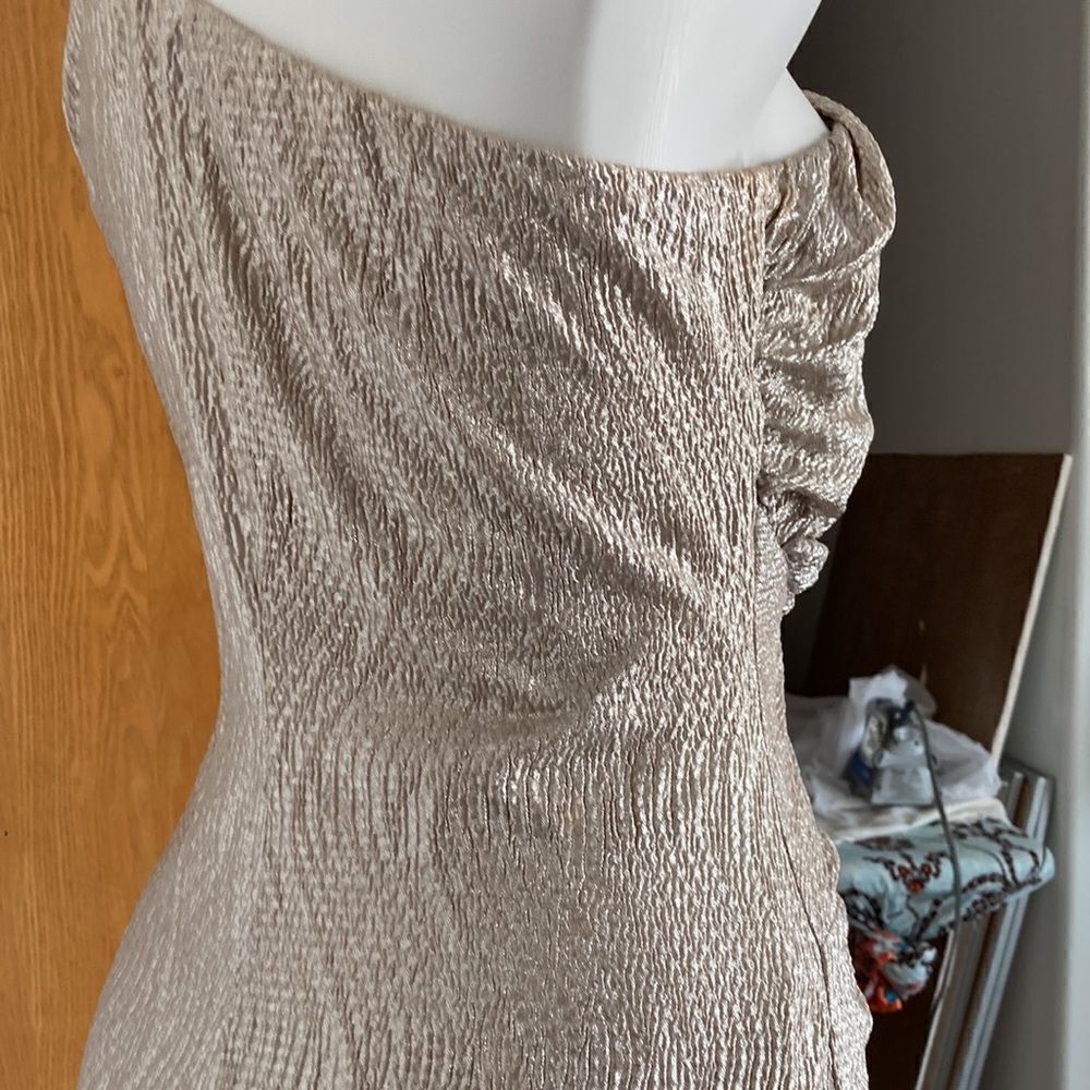 Dress    - Picture 12 of 15